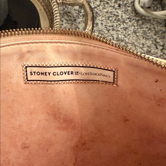 Floral Patterned Pouch - Picture 4 of 5